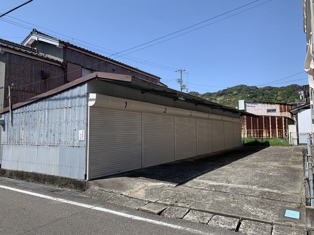 commercial 朝日3丁目